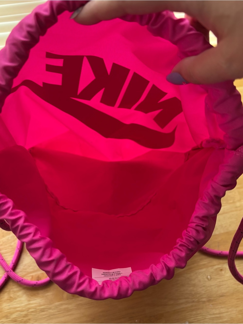 Nike Hot Pink Drawstring Backpack with Black Logo - Picture 4 of 4